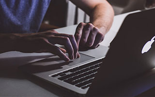 九游服务-湖人瞄准TT骑士盯上保罗？克利夫兰下赛季或迎剧变